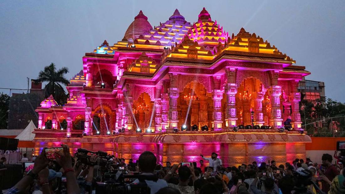 Történelmi jelentőségű templom beavatása Indiában